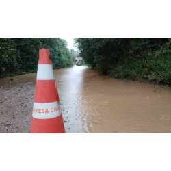 Defesa Civil de Campo Largo presta atendimentos após fortes chuvas